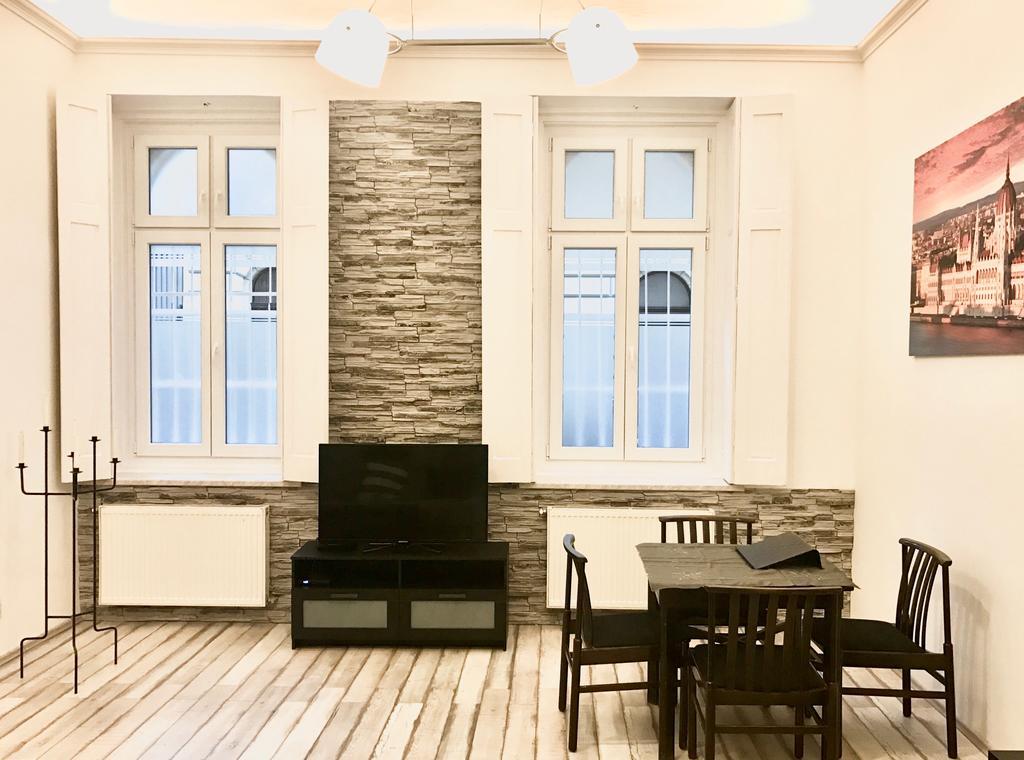 Homelike luxury flat on Gyulai Pál Budapest Esterno foto